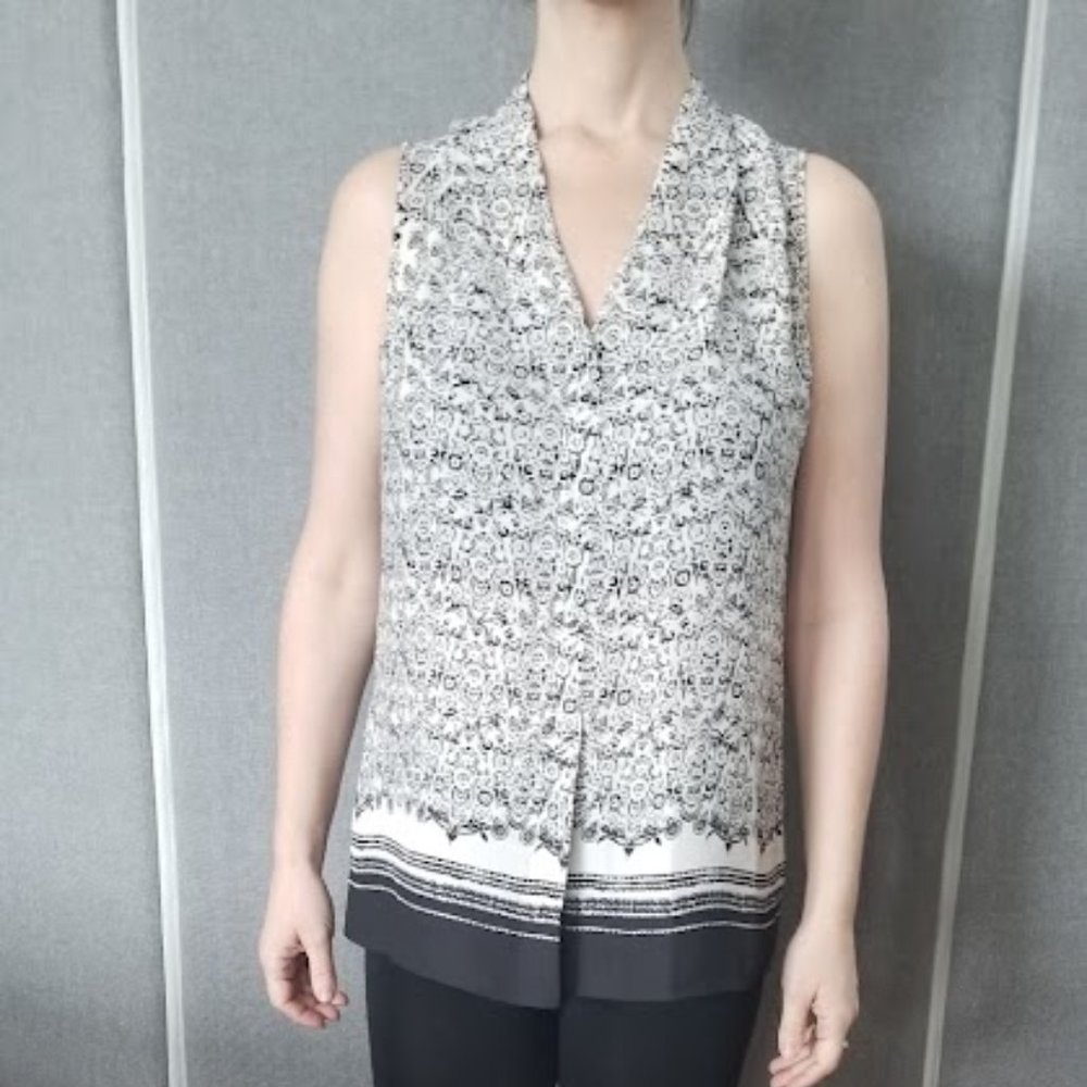 (S) NWT Rose & Olive Blouse Tank Flowy